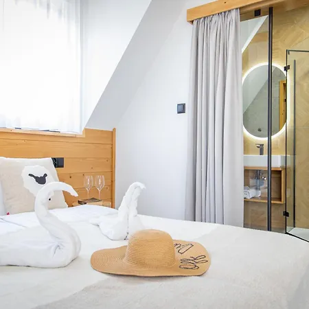 Apartroom 18 Apartment