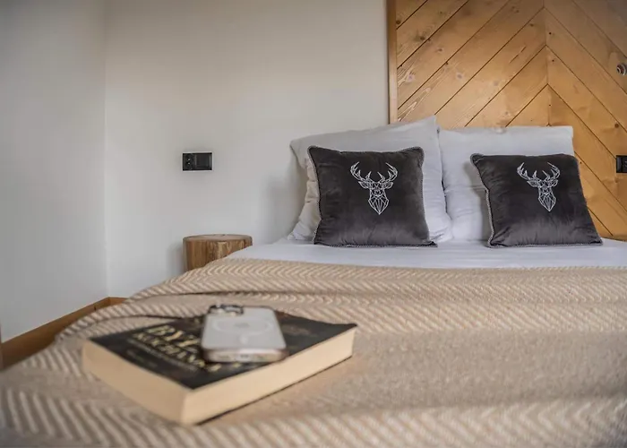 アパート Apartroom 18