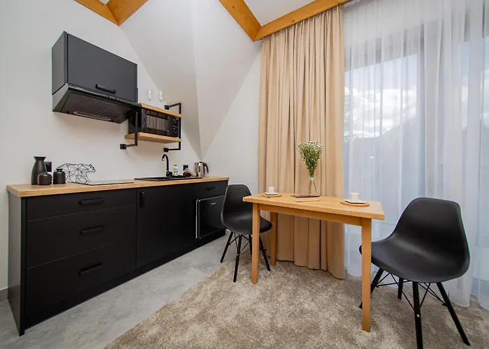 Apartroom 18 アパート ザコパネ