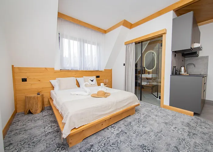 アパート Apartroom 18