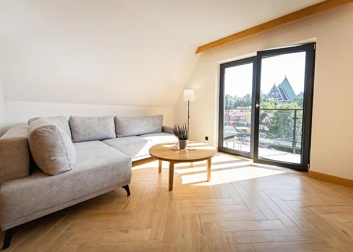 Apartroom 18 アパート ザコパネ