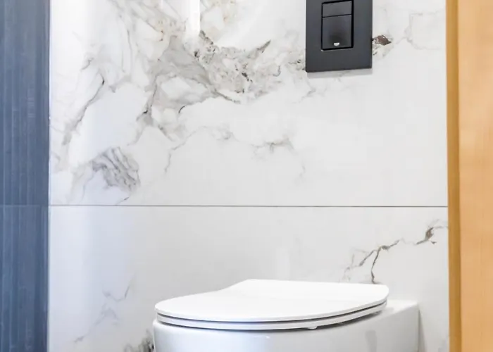 Apartroom 18 * ザコパネ