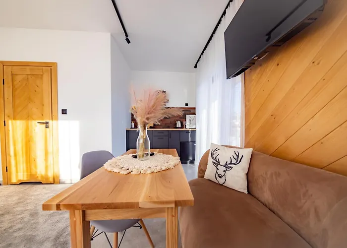 アパート Apartroom 18 *